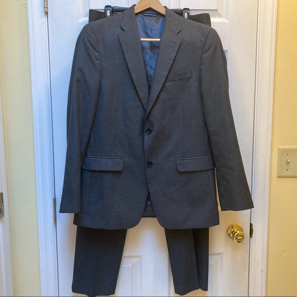 Gray Tommy Hilfiger Suit